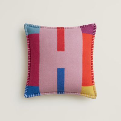H Horizon pillow - Brown | Hermès Mainland China
